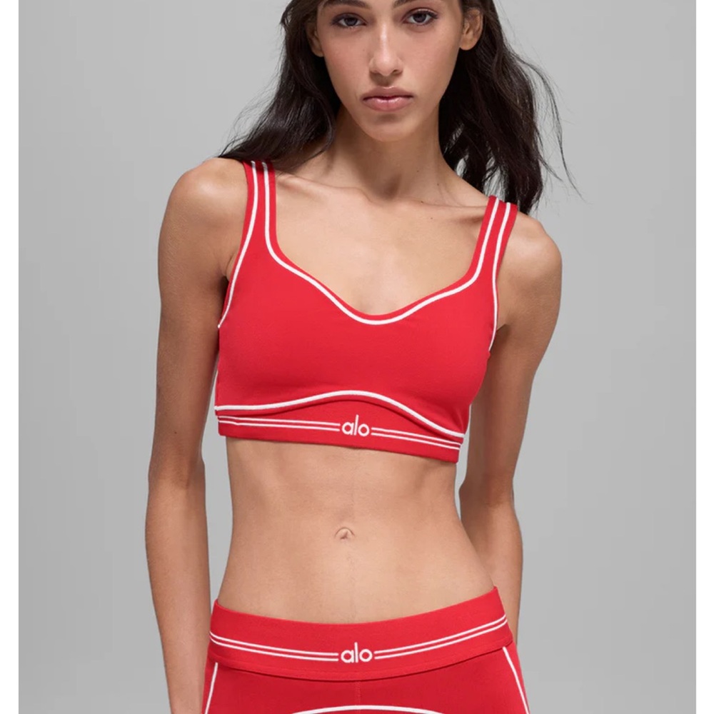 ALO Yoga Airbrush Heart Throb Bra (S) NWT